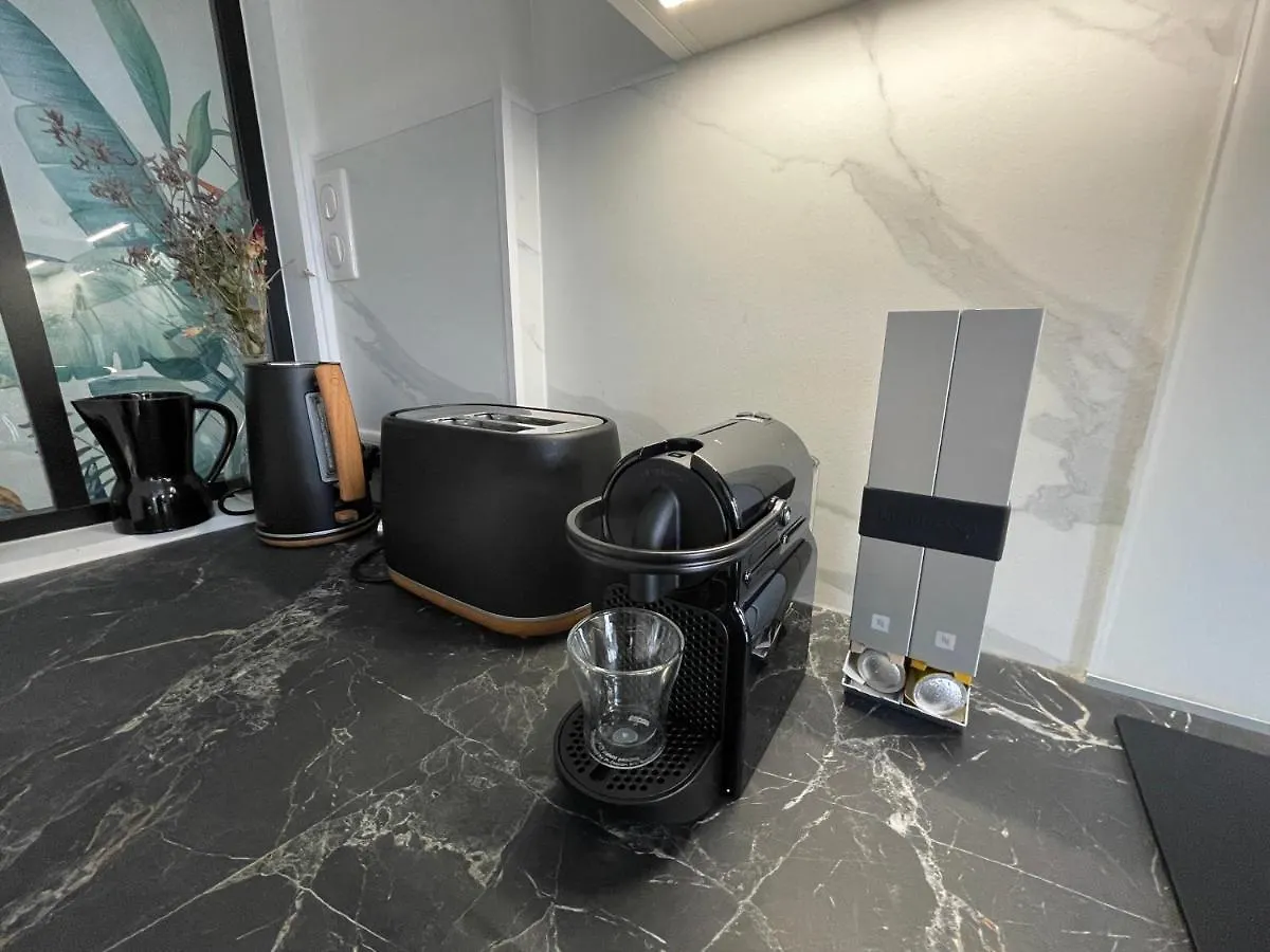 Appartement 2 Pieces Elegant Proche Porte De Versailles Paris France