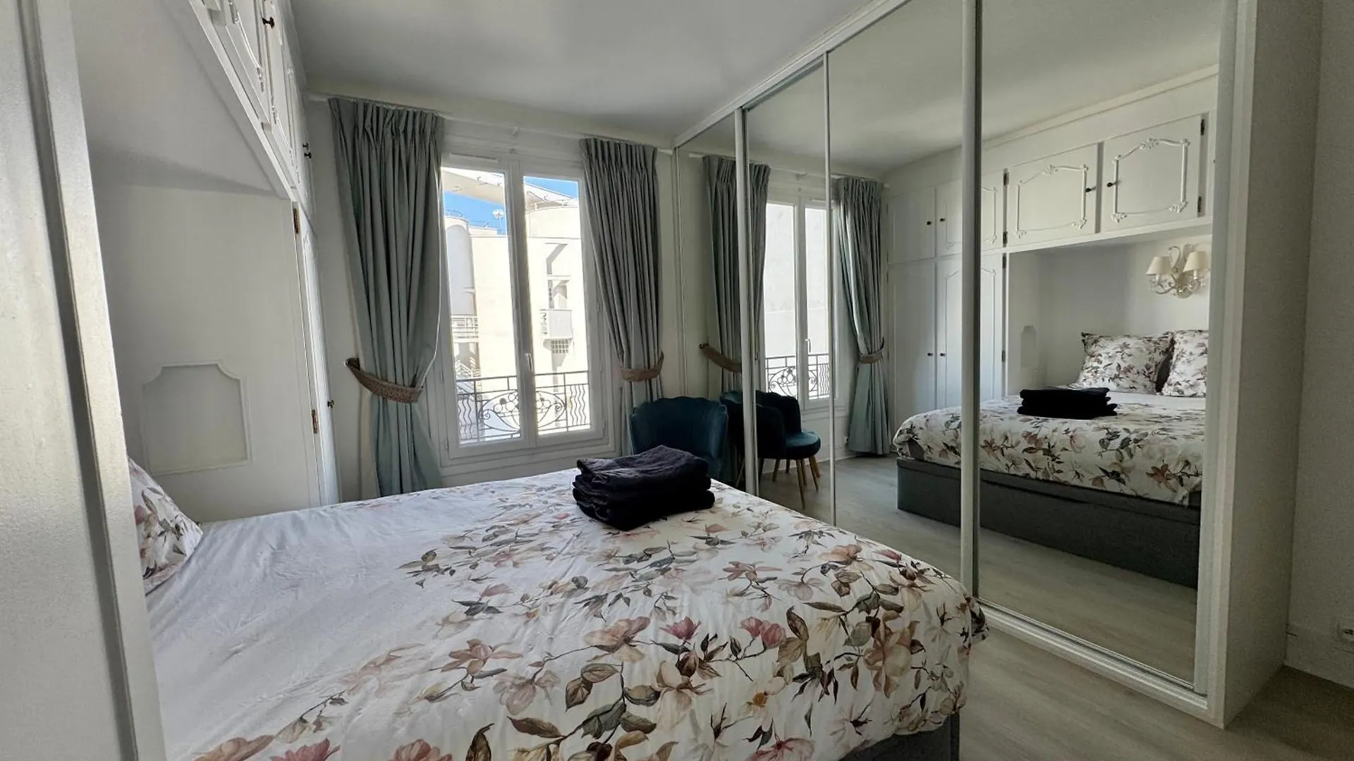 Apartment Appartement 2 Pieces Elegant Proche Porte De Versailles Paris